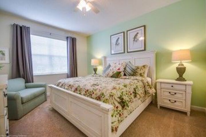 Room 12 of 26