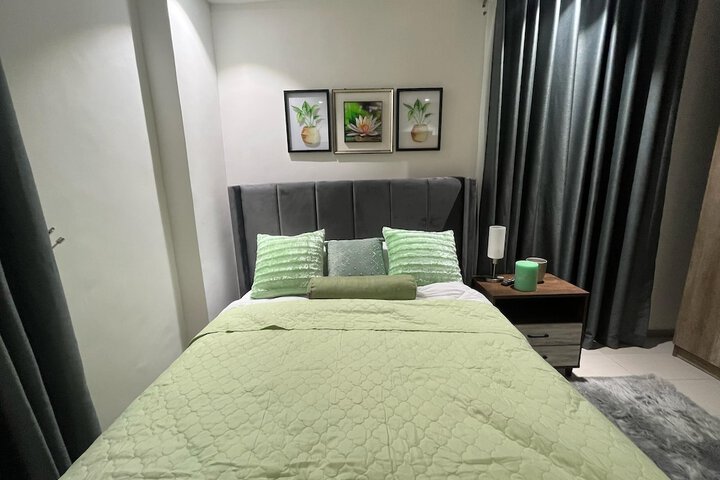 Room 5 of 34
