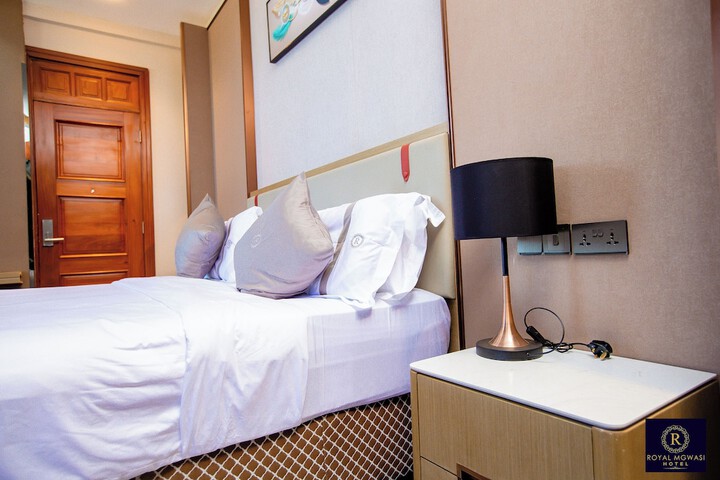 Room 40 of 79