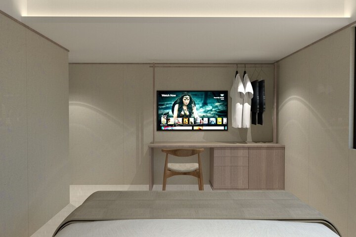 Room 4 of 37