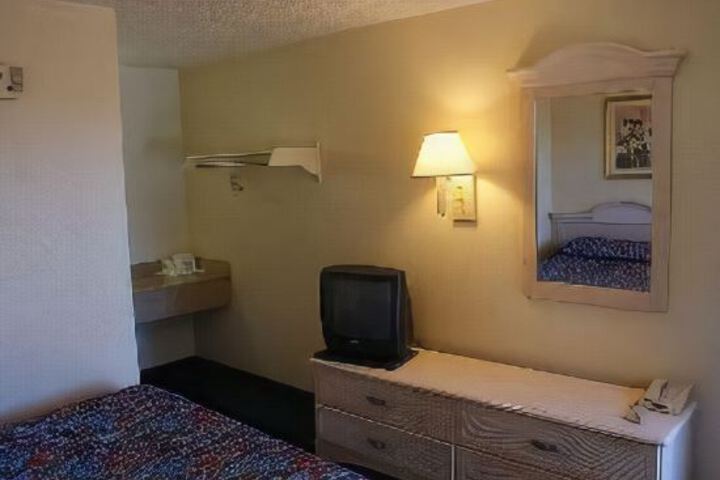 Days Inn Pensacola North