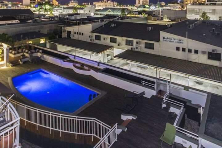 Pool 9 of 13