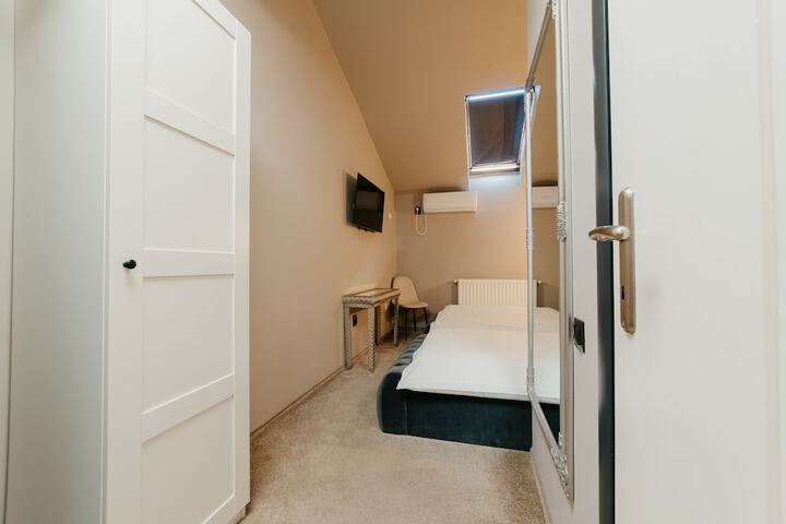 Room 29 of 112