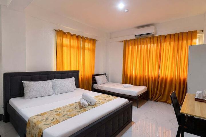 Room 11 of 20