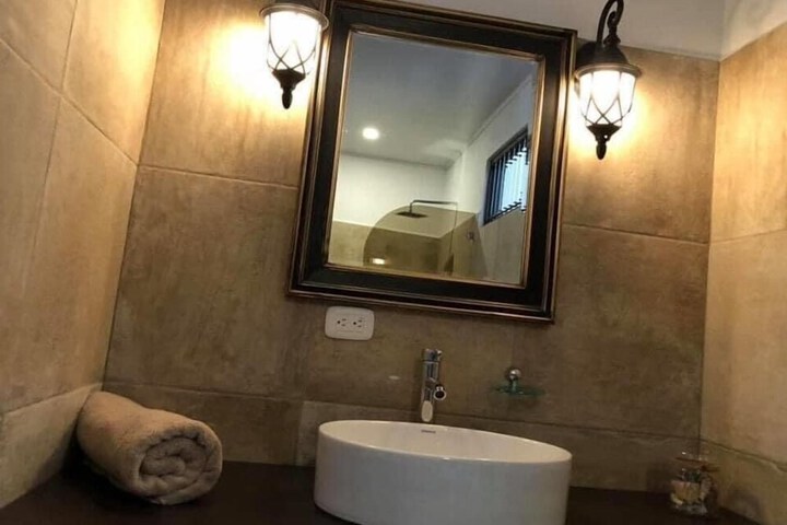 Room 15 of 54