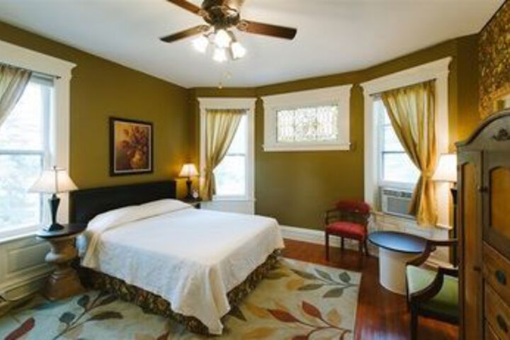 Room 19 of 47
