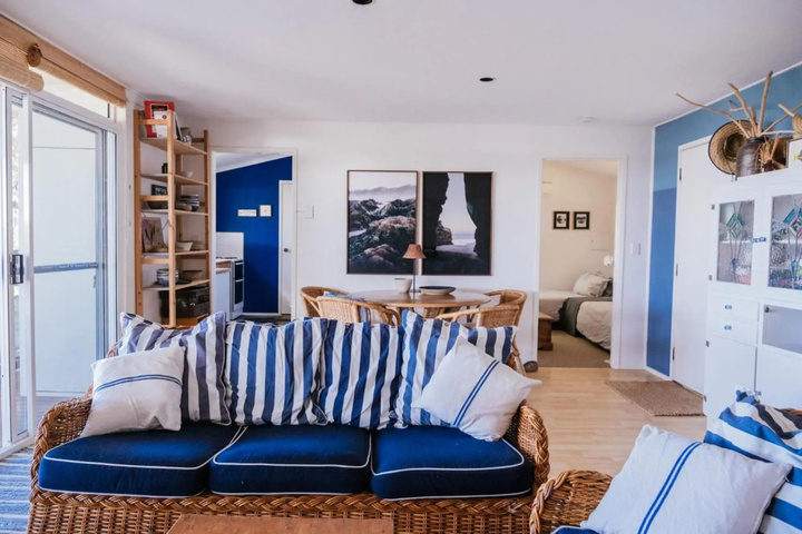 Room 2 of 14