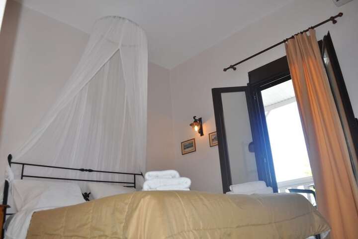 Room 17 of 41