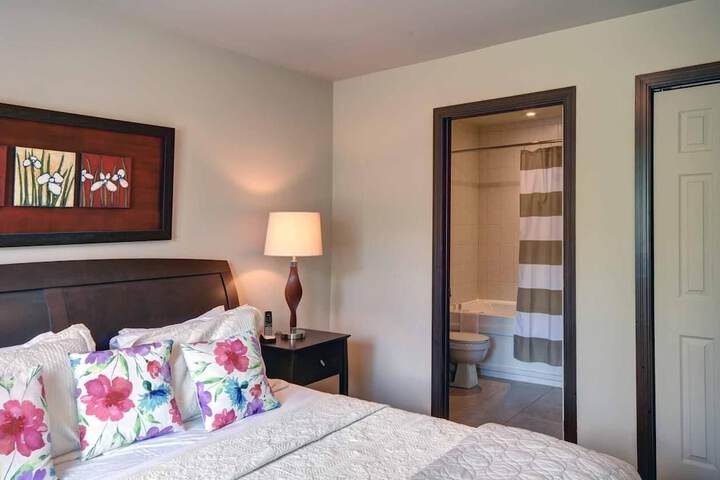 Room 18 of 142