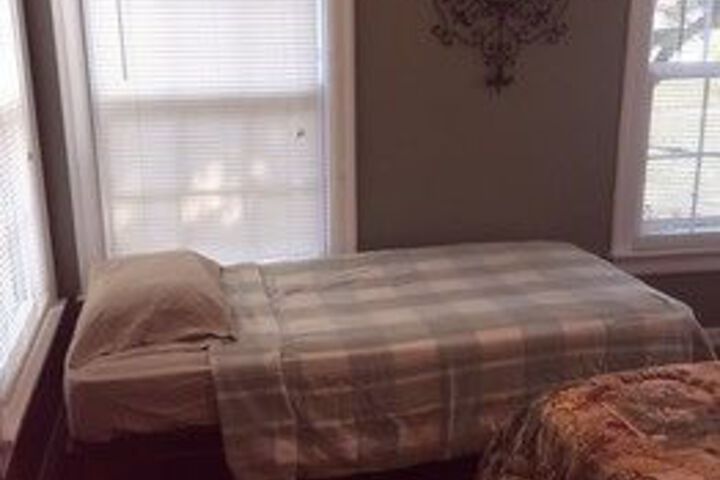 Room 12 of 61