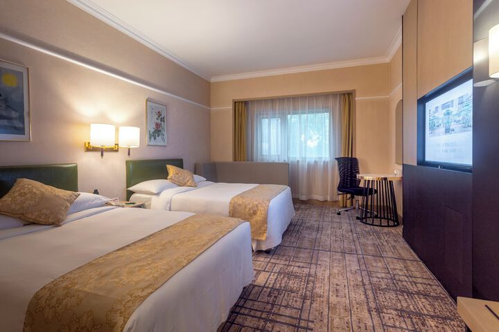 Room 54 of 175
