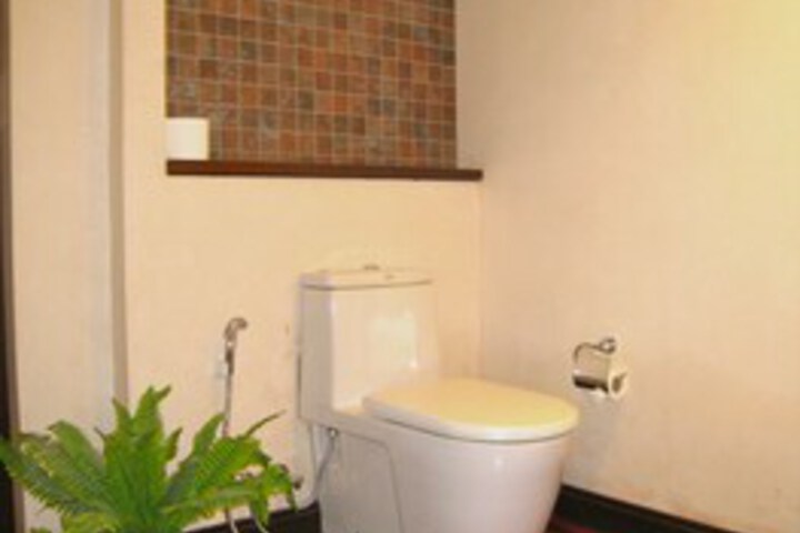 Room 3 of 42