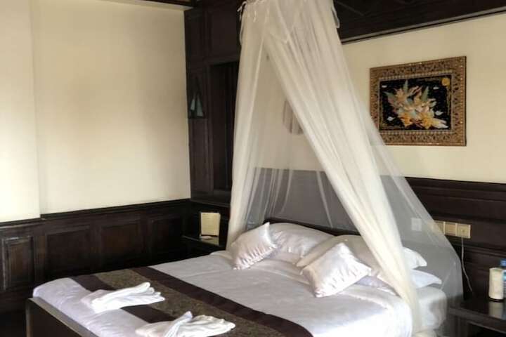 Room 8 of 57