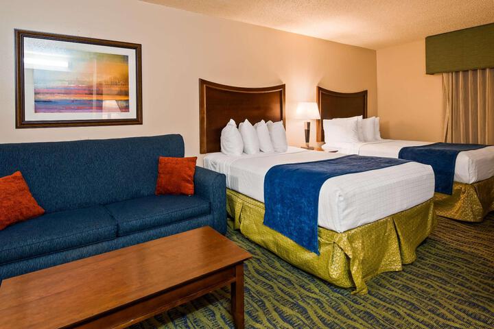 2 Double Beds (9 of 9)