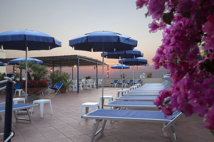 Pool Hotel