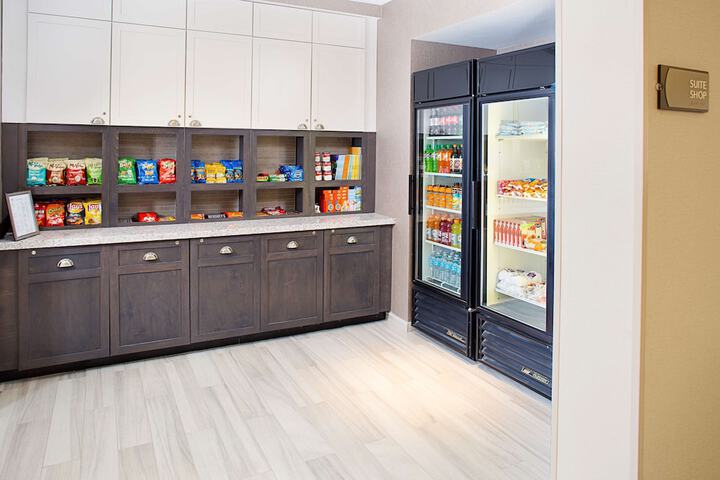 Snack bar