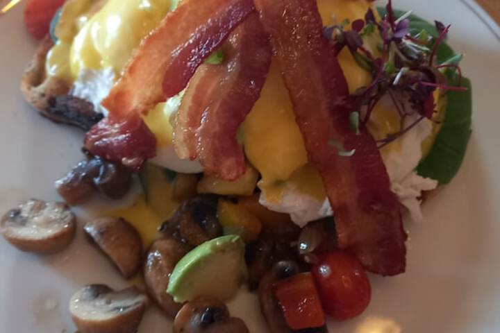 Breakfast/Coffee Service 72 of 159