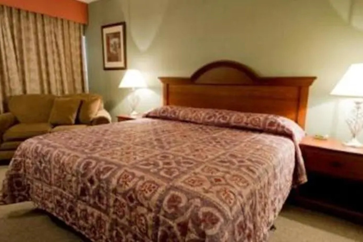 Photo of Hawks Nest Lodge