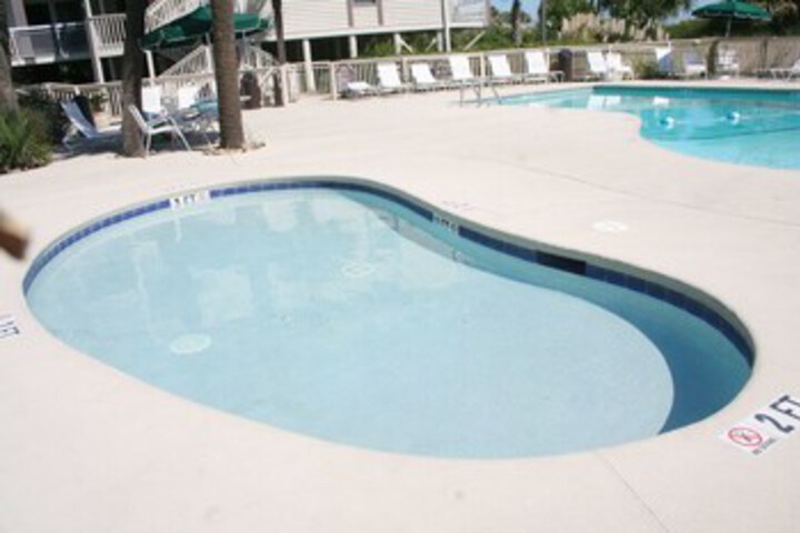 Pool 14 of 24