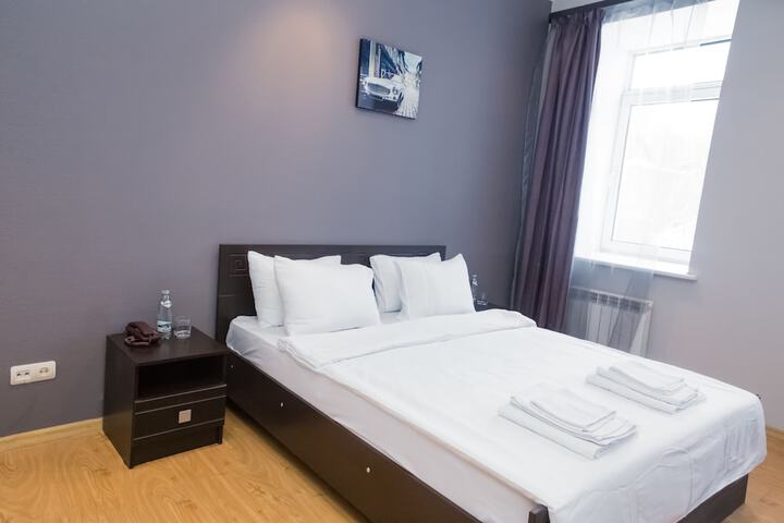 Room 9 of 34