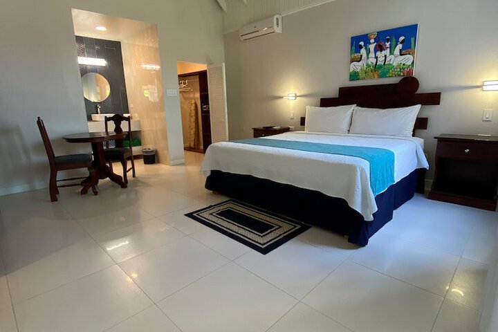 Room 6 of 54