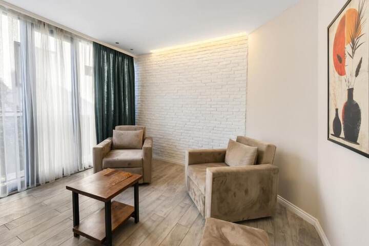 Room 15 of 25