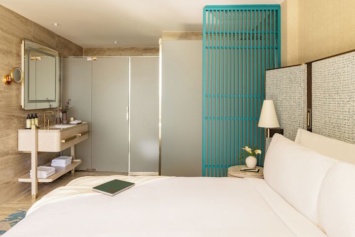 Room 26 of 119