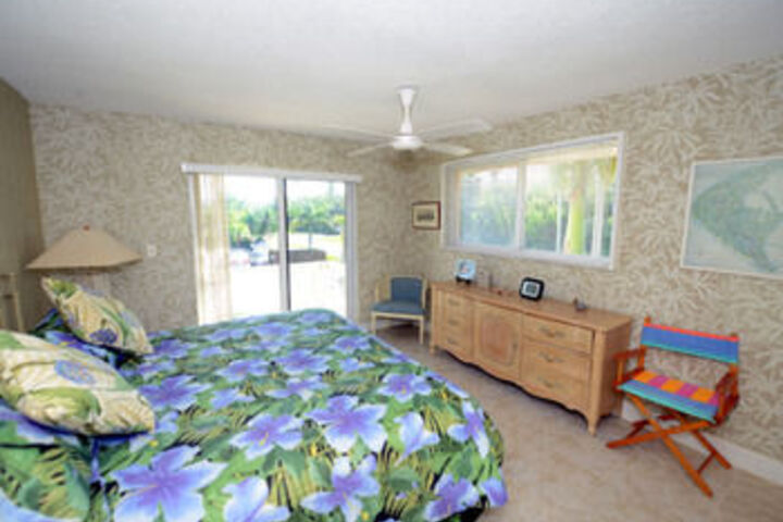Room 7 of 14