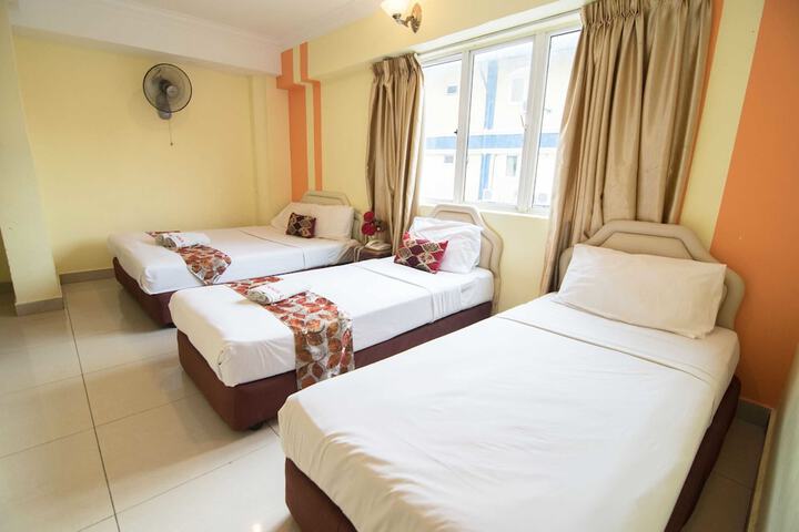 Room 12 of 45