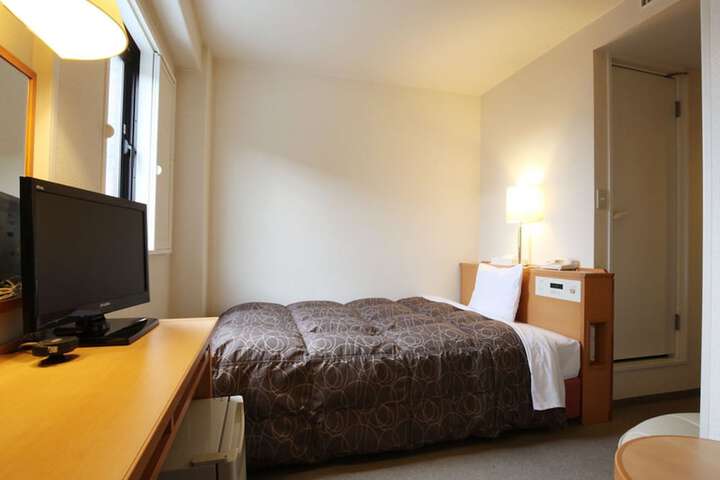 Room 6 of 45
