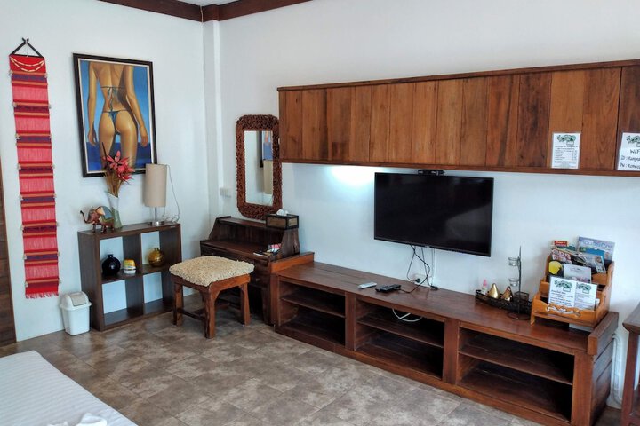 Room 15 of 37