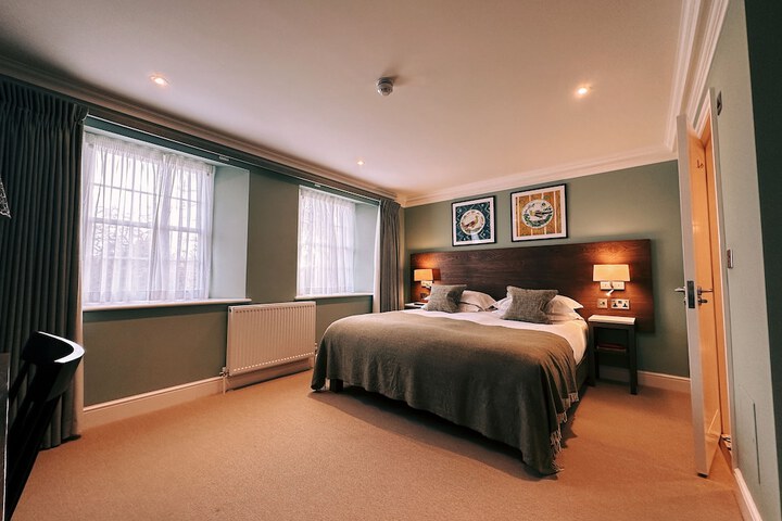 Room 13 of 53