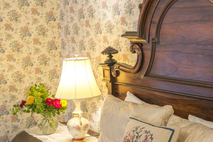 Room 10 of 60