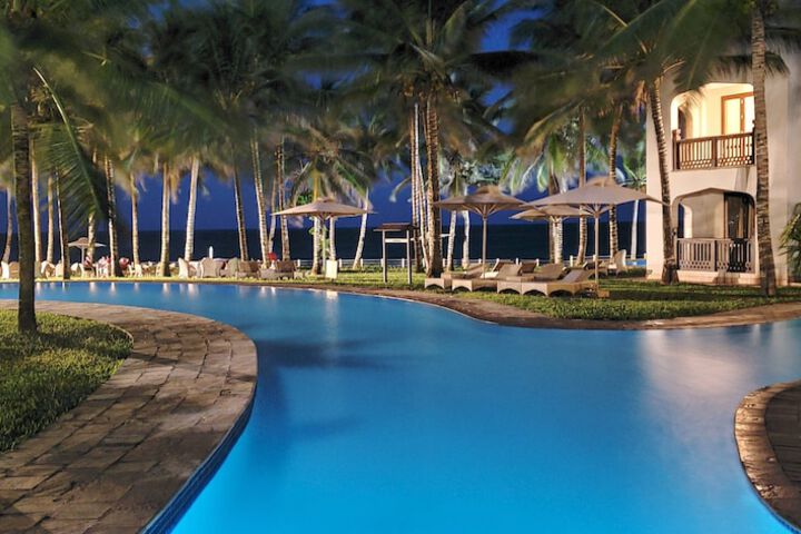 Pool 21 of 54