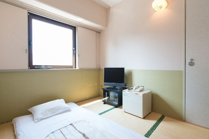 Room 10 of 95