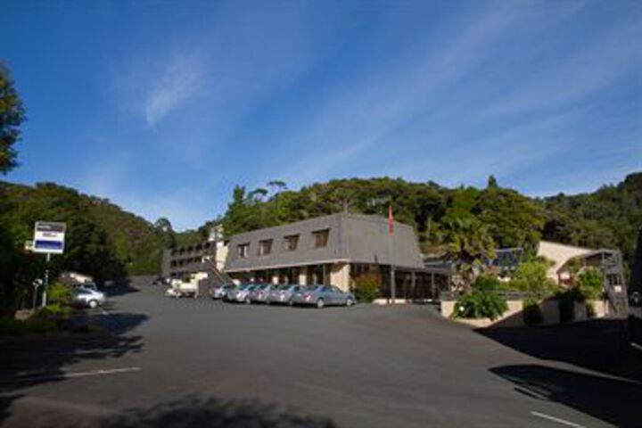 TANOA PAIHIA HOTEL