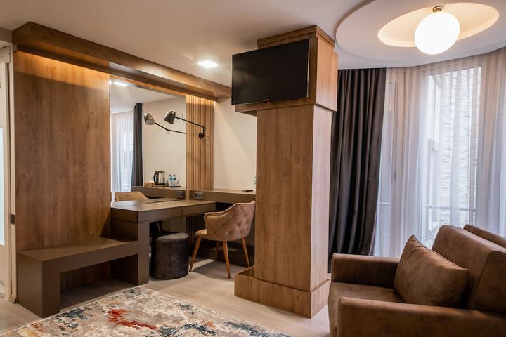 Room 5 of 54