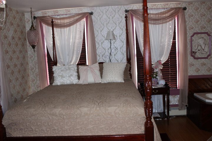 Room 13 of 69