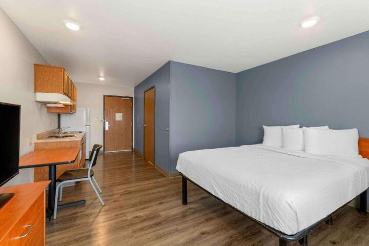 Double Bed Kitchen (6 of 10)