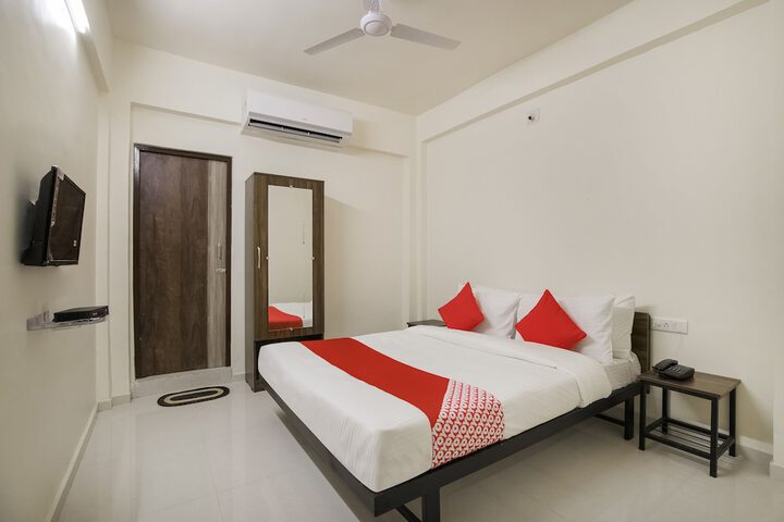 Room 8 of 21