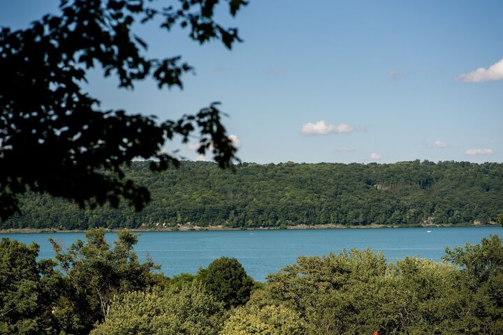 1 King Bed (17 of 65)