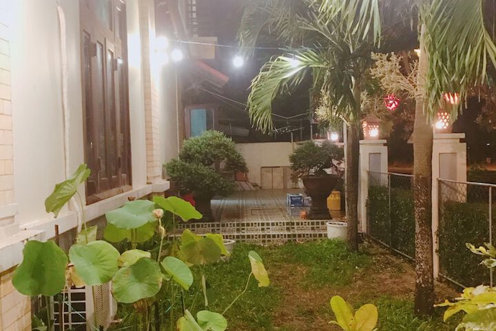 Hotel Exterior 17 of 21