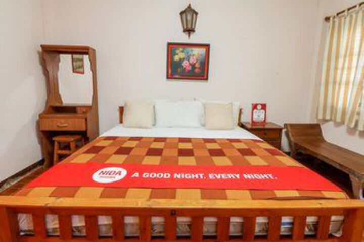 Room 42 of 65