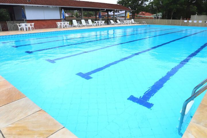 Pool 13 of 52