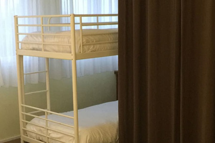 Room 6 of 23