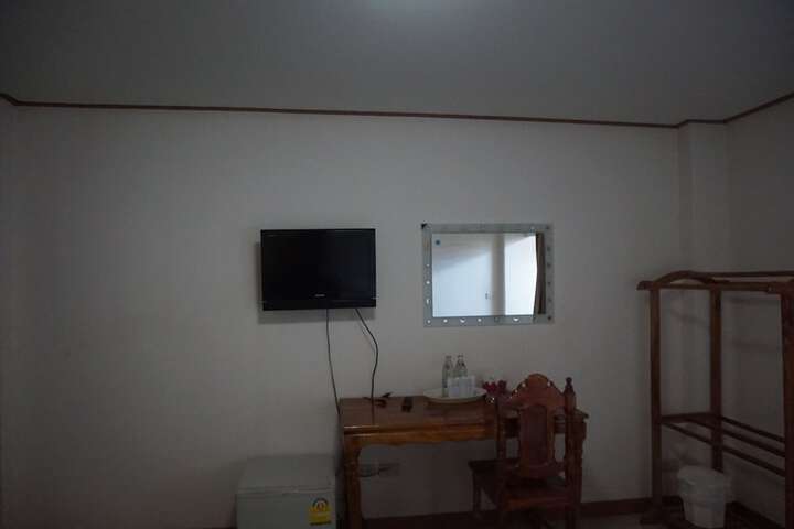 Room 18 of 24