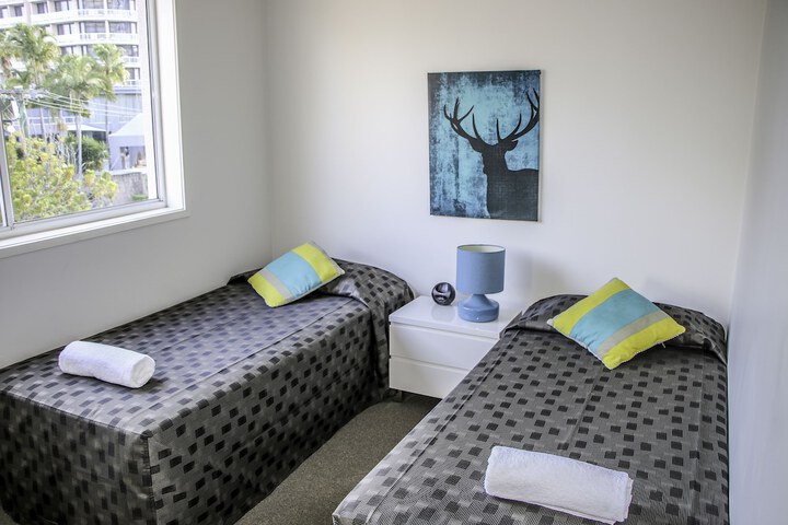 Room 10 of 50