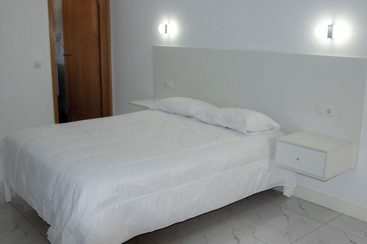 Room 40 of 86