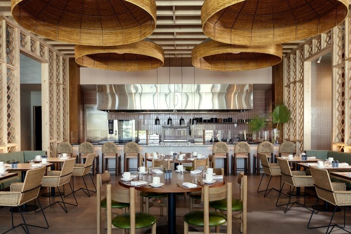 Dining 105 of 206