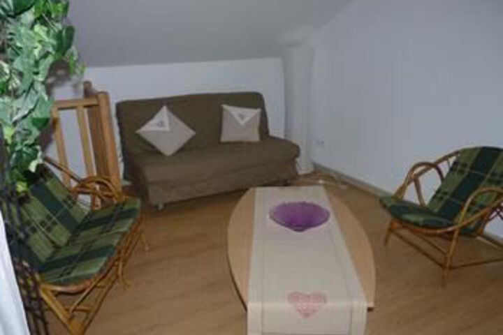 Room 12 of 23